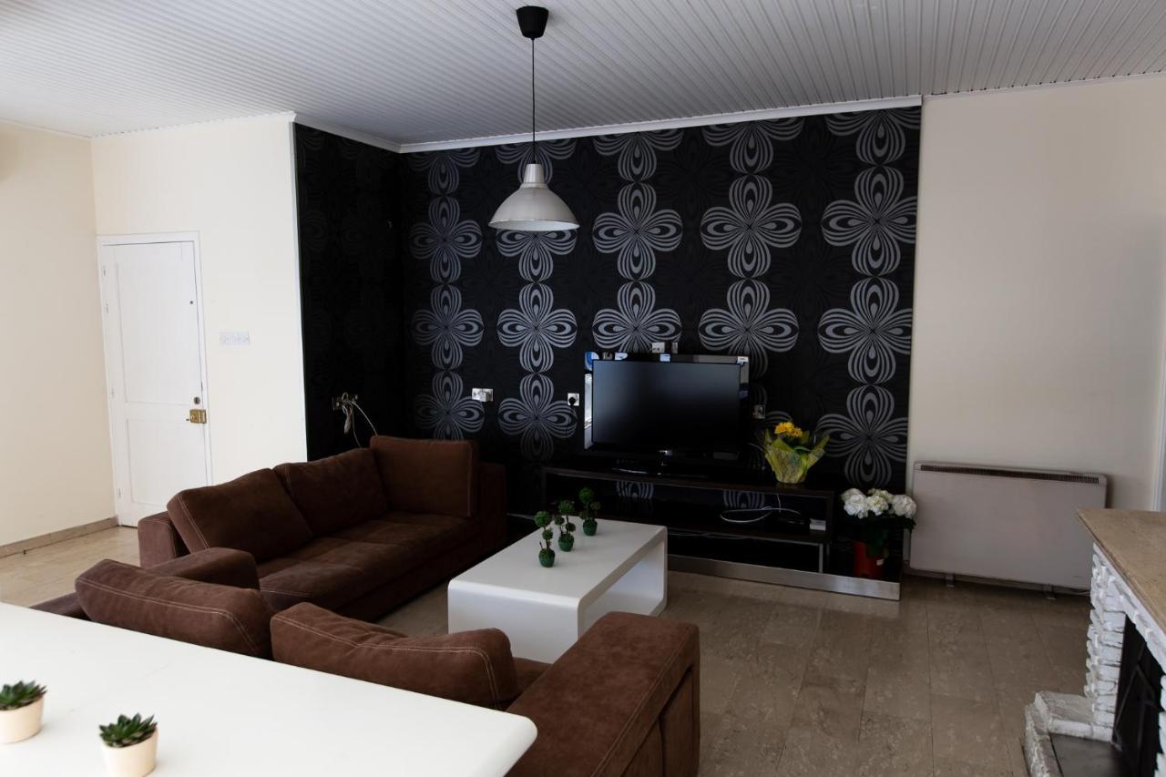 לרנקה Laila'S Promenade Villa מראה חיצוני תמונה